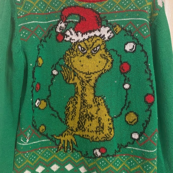 The Grinch Sweater - Picture 5 of 8
